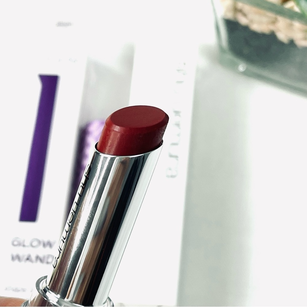 TARTE GLOW WAND ALIGHT and SHU UEMURA rouge unlimited lipstick RD 186 trending - Picture 7 of 7